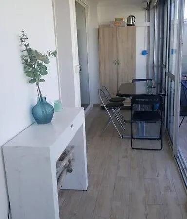 Apartment Nouveau! Centre Avec Terrasse Vue Mer, Classe 2 Etoiles La Grande-Motte