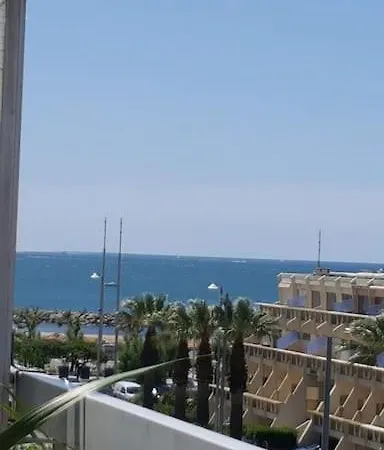 Апартаменты Nouveau! Centre Avec Terrasse Vue Mer, Classe 2 Etoiles *